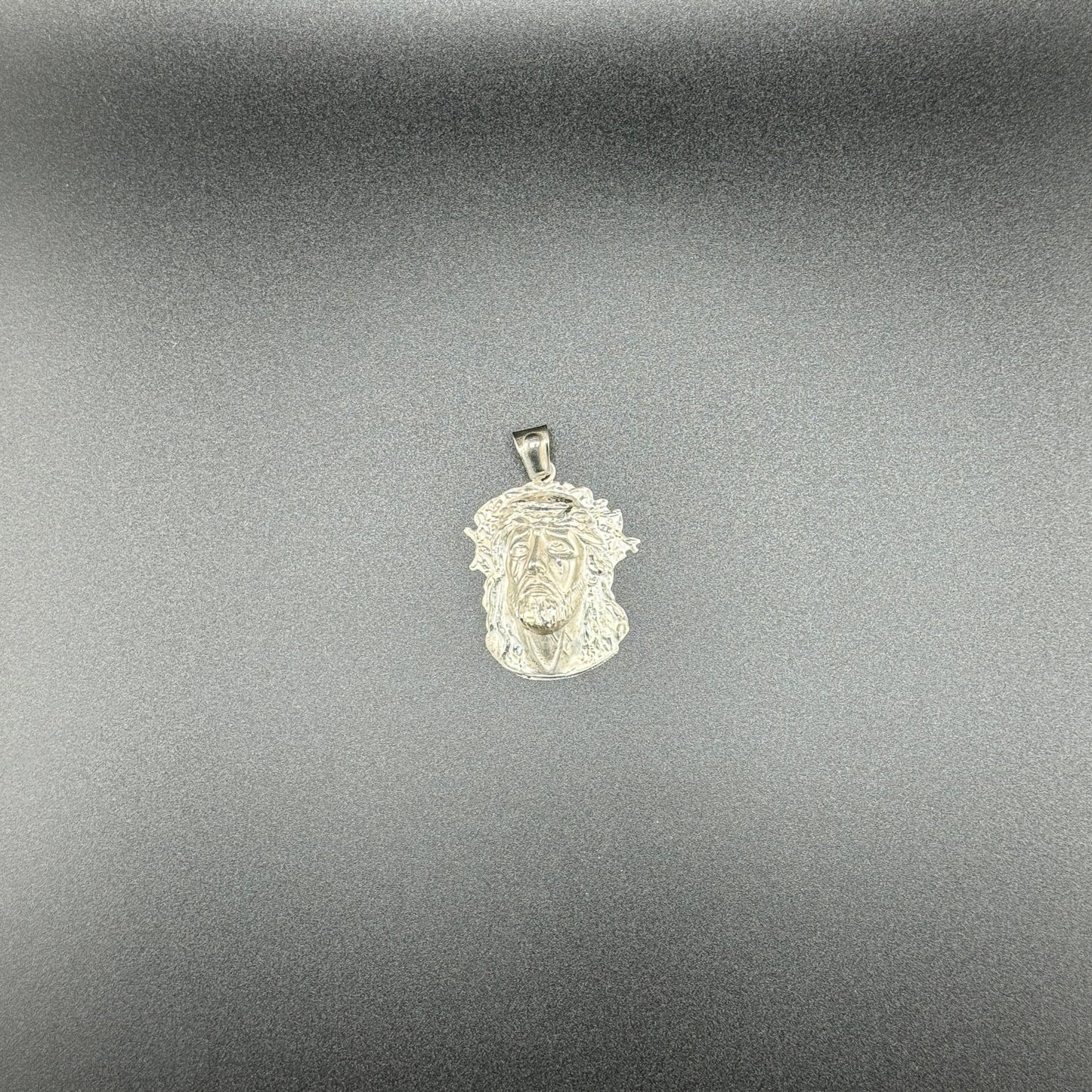 .925 silver jesus pedant